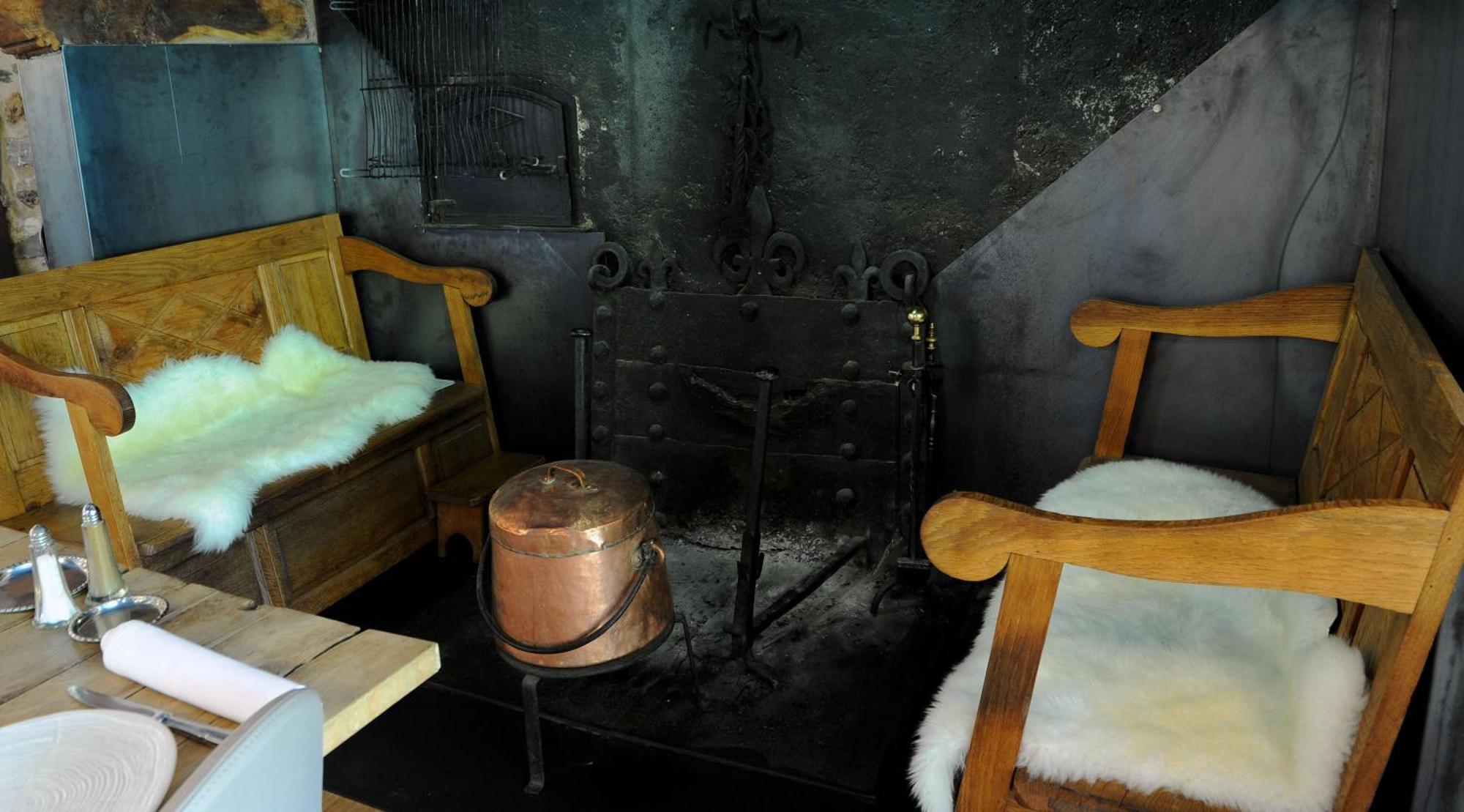 Logis Hotel La Breche De Roland Gèdre Eksteriør billede