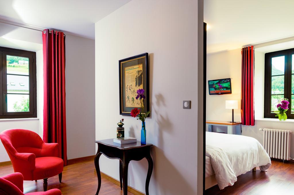 Logis Hotel La Breche De Roland Gèdre Eksteriør billede