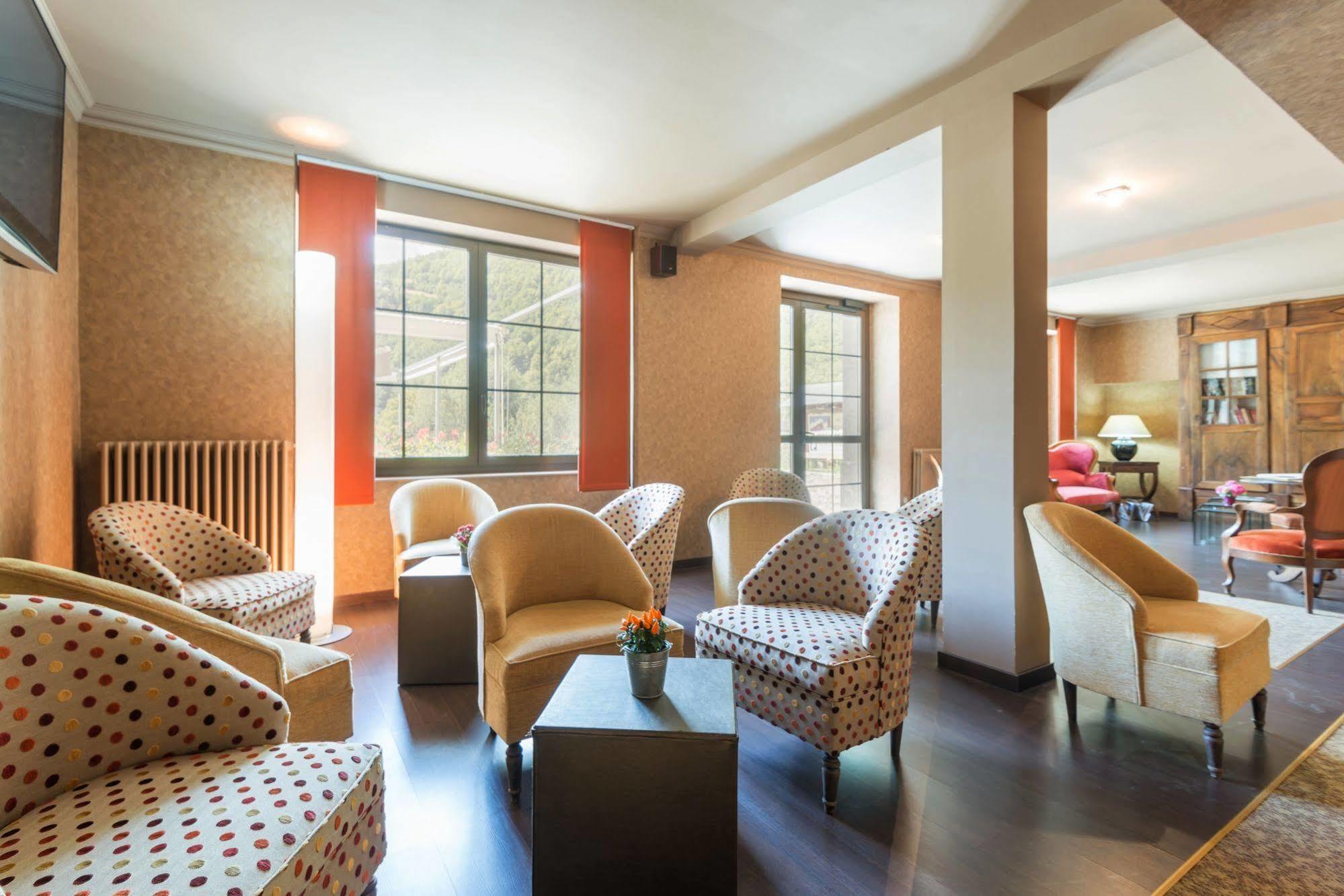 Logis Hotel La Breche De Roland Gèdre Eksteriør billede